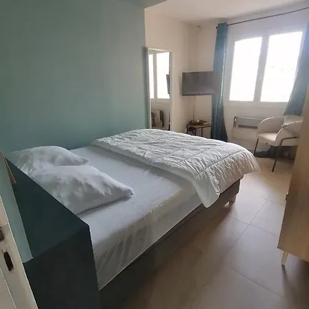 Le Méditerranée 1er Ligne Vue Classe 3